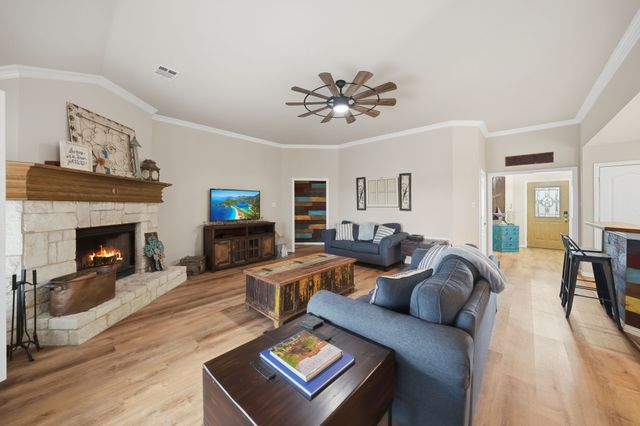 697 Alexander Lane, Royse City, TX 75189