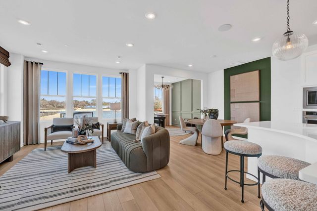 1071 Houston Street 89003, Batavia, IL 60510