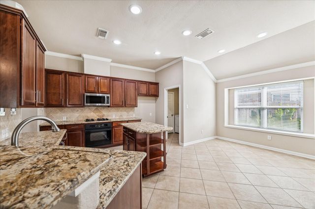 9515 Denfield Court, Houston, TX 77070