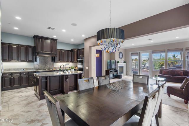 3917 W Hemlock Street, Oxnard, CA 93035