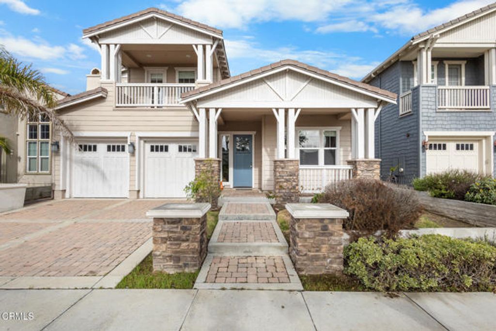 3917 W Hemlock Street, Oxnard, CA 93035