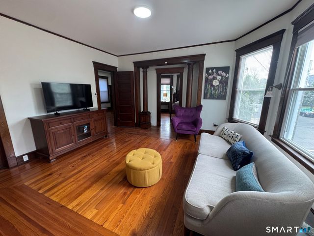 38 Brownell Street, New Haven, CT 06511
