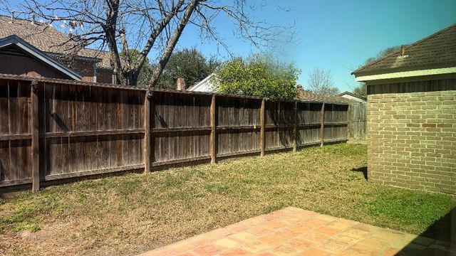 2218 Woodland Park Drive, Houston, TX 77077