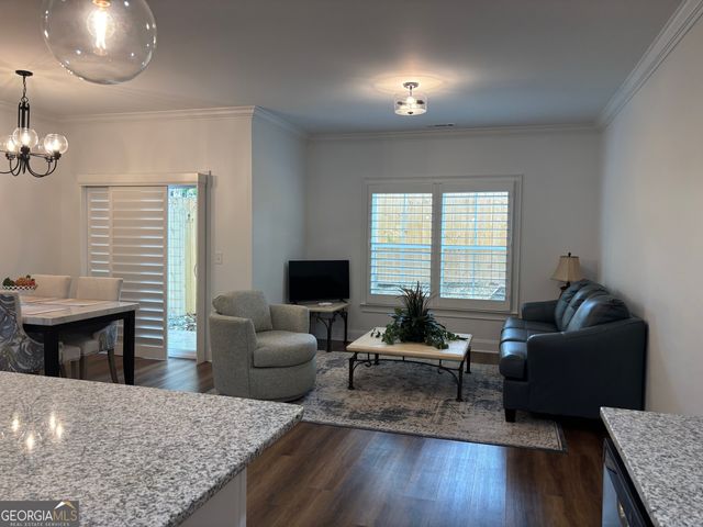 633 E 3rd Street, Rome, GA 30161