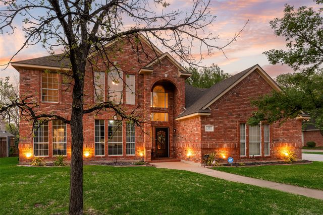 119 Greenhill Trail S, Trophy Club, TX 76262