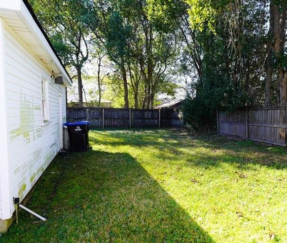 161 10th Avenue, Chickasaw, AL 36611