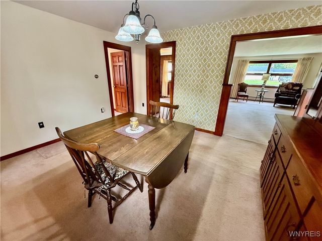 32 Gardner St, Pomfret, NY 14063