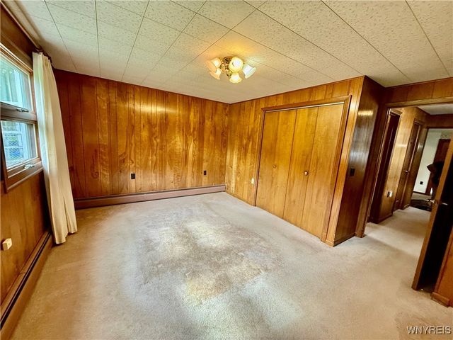 32 Gardner St, Pomfret, NY 14063