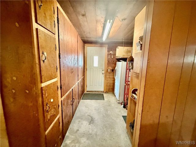 32 Gardner St, Pomfret, NY 14063