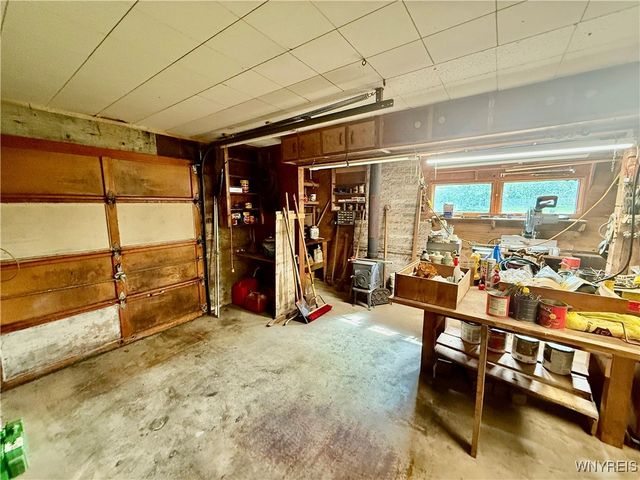 32 Gardner St, Pomfret, NY 14063