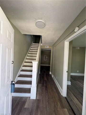 1218 27th ST, Newport News, VA 23607