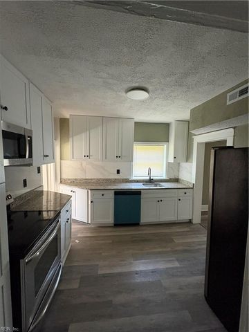 1218 27th ST, Newport News, VA 23607
