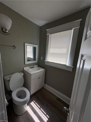 1218 27th ST, Newport News, VA 23607