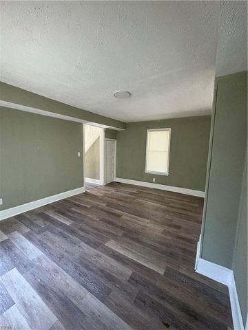 1218 27th ST, Newport News, VA 23607