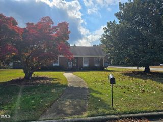 1735 Meadowbrook W Lane, Wilson, NC 27893