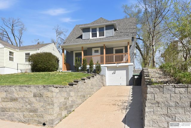 5812 Cedar Street, Omaha, NE 68106