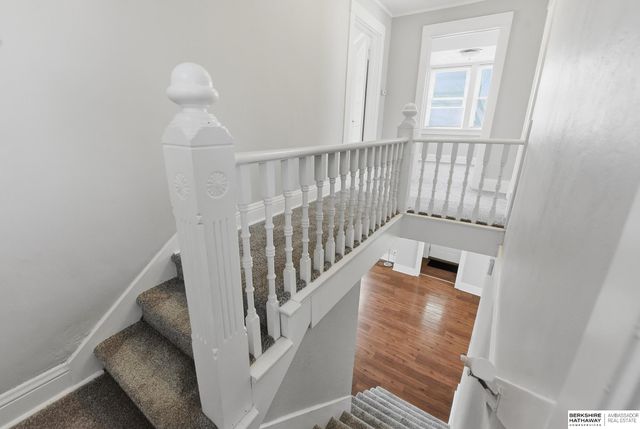 5812 Cedar Street, Omaha, NE 68106