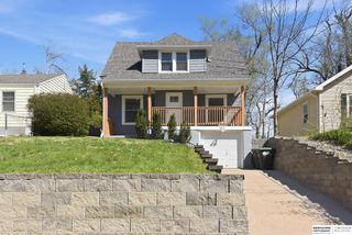 5812 Cedar Street, Omaha, NE 68106