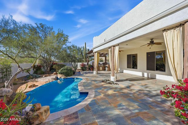 4701 E RANCHO LAREDO Drive, Cave Creek, AZ 85331