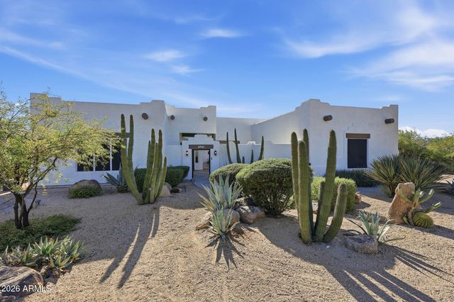 4701 E RANCHO LAREDO Drive, Cave Creek, AZ 85331