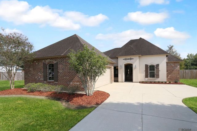 16472 Orchard Way Dr, Prairieville, LA 70769