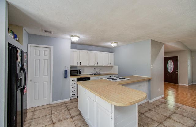 5706 Spring Grove Lane, Spring, TX 77373