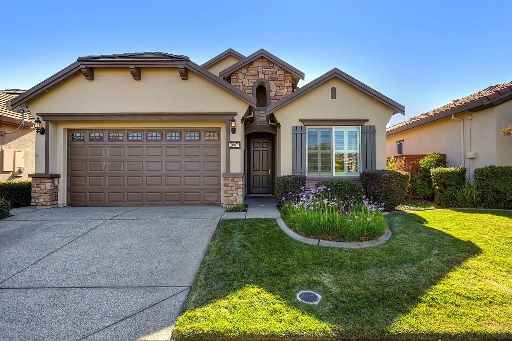 2067 Shipton Dr, Roseville, CA 95747