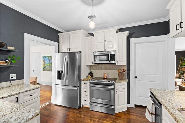413 Edgedale Drive, High Point, NC 27262