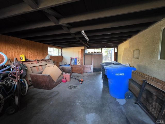 275 Ida Way, Hanford, CA 93230