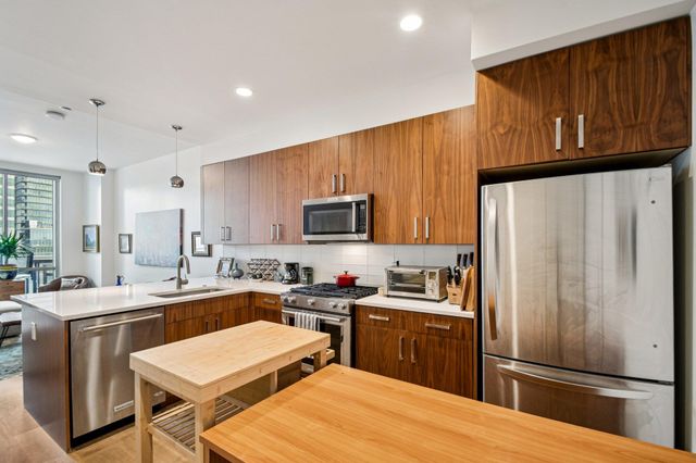 222 West Ave 1211, Austin, TX 78701