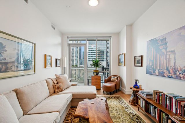 222 West Ave 1211, Austin, TX 78701