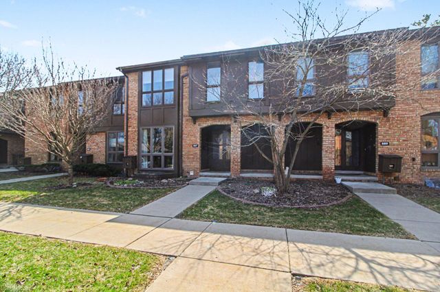 887 Greenhills Drive, Ann Arbor, MI 48105