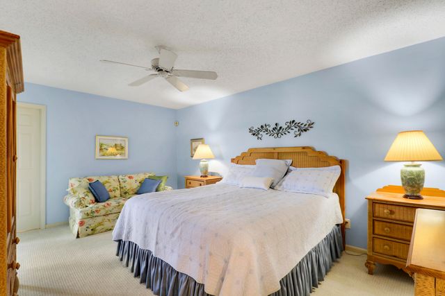 7137 SE Quincy Terrace, Hobe Sound, FL 33455