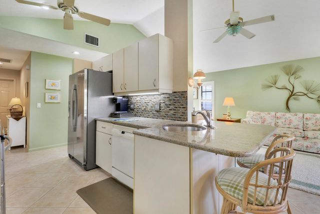 7137 SE Quincy Terrace, Hobe Sound, FL 33455