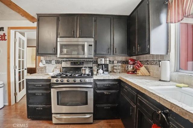 31051 Wild Oak, Running Springs, CA 92382