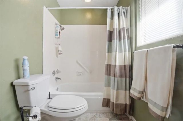 31051 Wild Oak, Running Springs, CA 92382