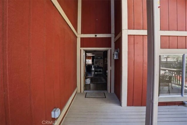 31051 Wild Oak, Running Springs, CA 92382