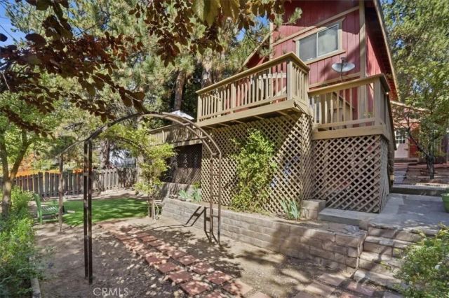 31051 Wild Oak, Running Springs, CA 92382