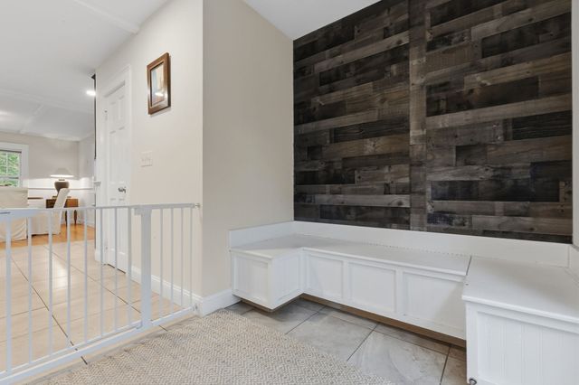 289 County Way Ext, Beverly, MA 01915