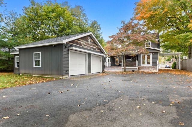289 County Way Ext, Beverly, MA 01915