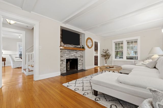289 County Way Ext, Beverly, MA 01915
