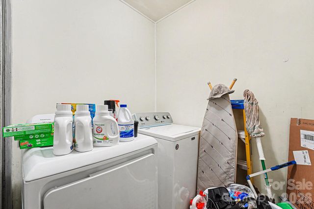 4206 Tipperary Place, Charlotte, NC 28215