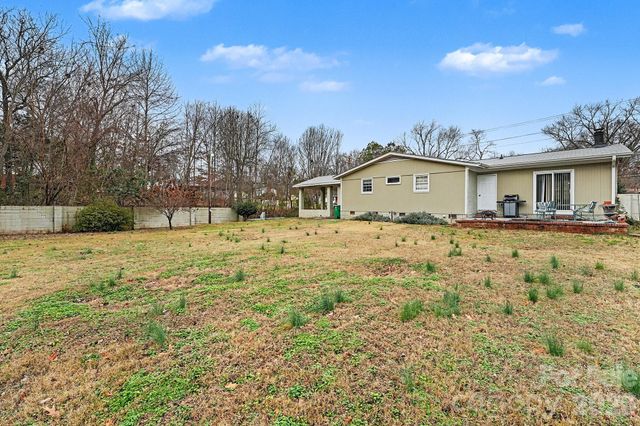 4206 Tipperary Place, Charlotte, NC 28215