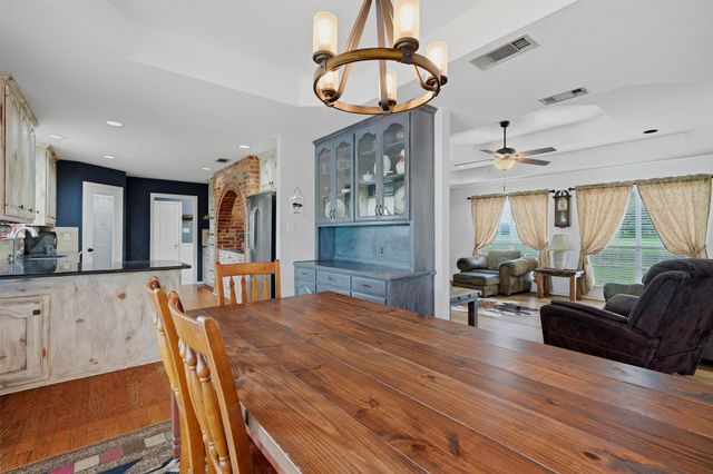 998 Bledsoe Road, Gunter, TX 75058