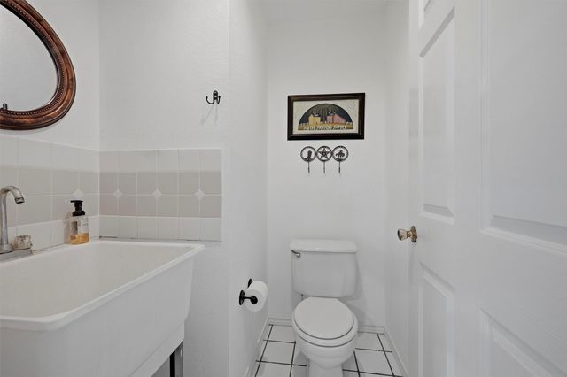 998 Bledsoe Road, Gunter, TX 75058