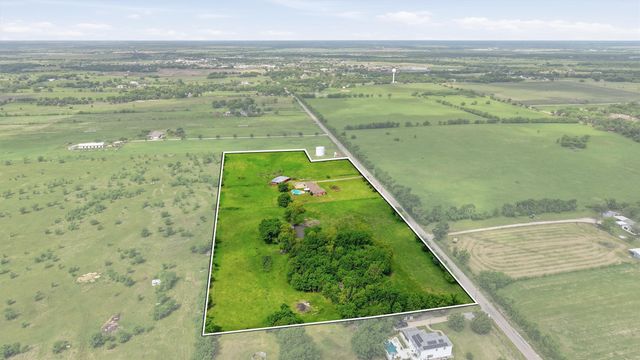 998 Bledsoe Road, Gunter, TX 75058
