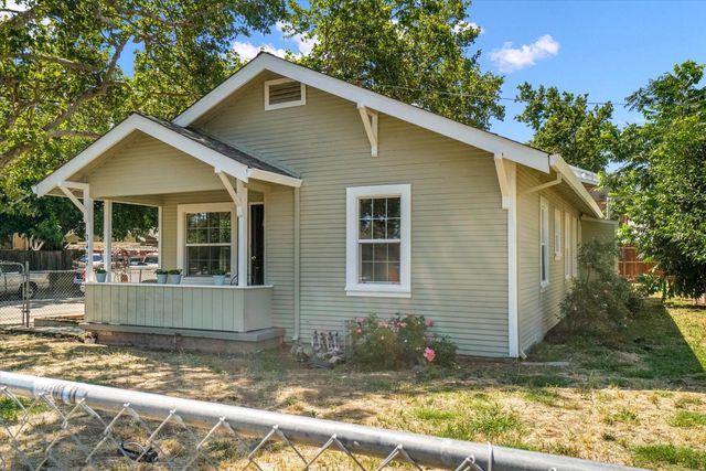3472 12th Ave, Sacramento, CA 95817