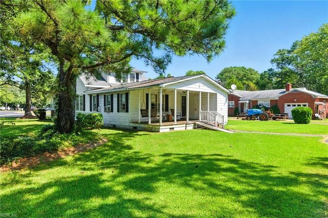 208 Little Florida RD, Poquoson, VA 23662