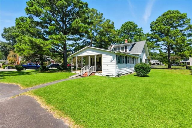 208 Little Florida RD, Poquoson, VA 23662