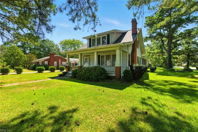 208 Little Florida RD, Poquoson, VA 23662